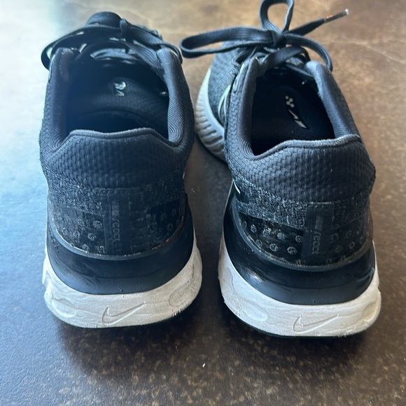 Nike React Infinity Run Flyknit 3 - Picture 7 of 8